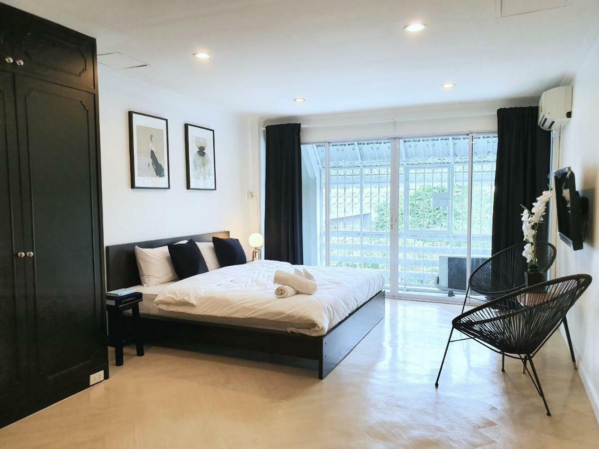 Petchburi - Boutique Floor 3-5